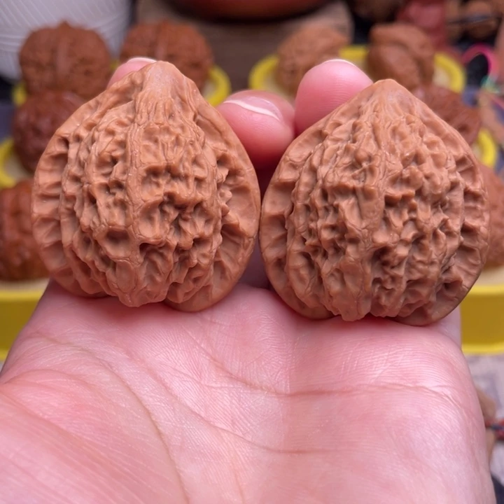 吊坠文玩核桃金牛40