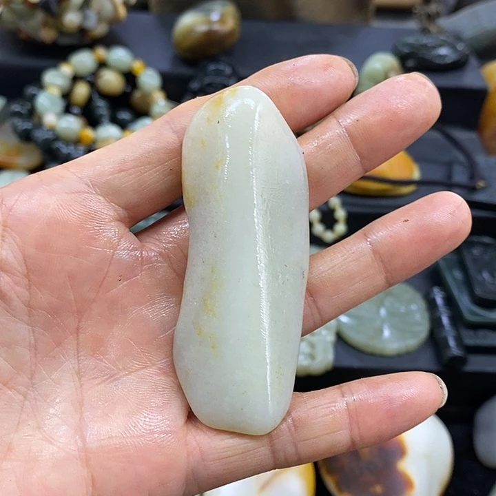 和田玉（糖玉）未镶嵌挂件