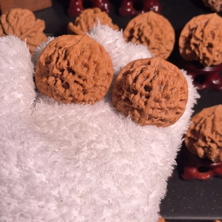 文玩核桃吊坠41官帽