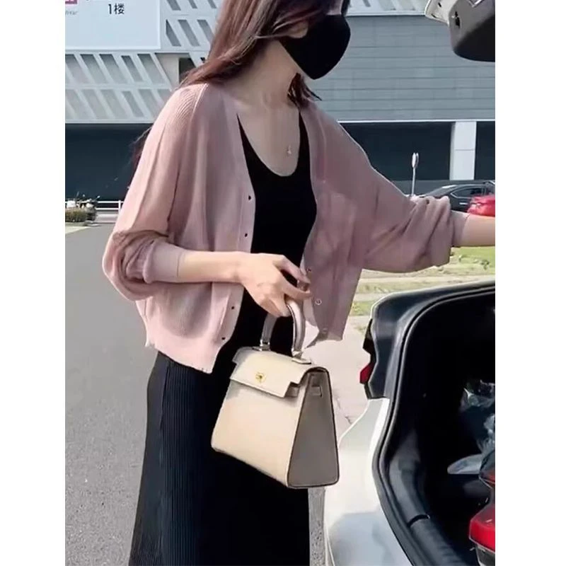 针织开衫外套女夏季新款外搭披肩配吊带裙上衣宽松冰丝防晒外套潮