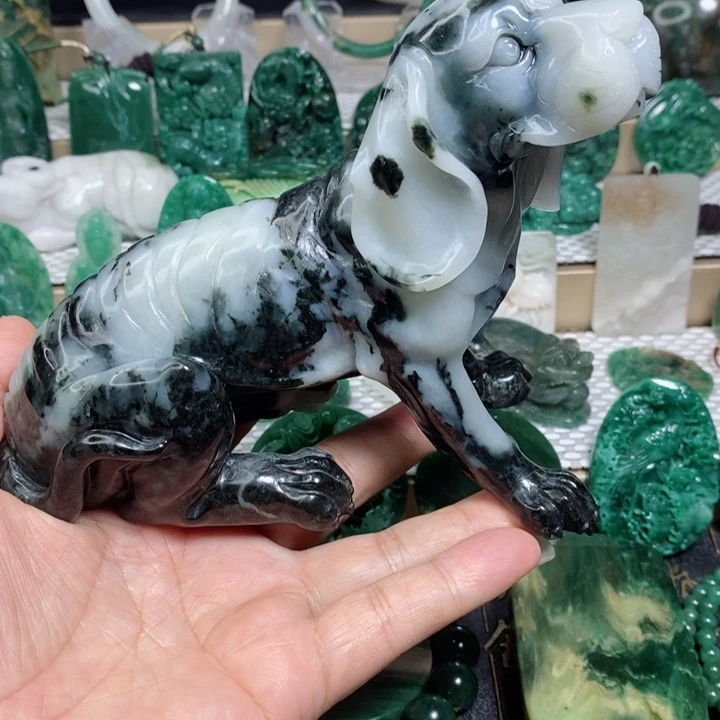 未镶嵌独山玉手镯