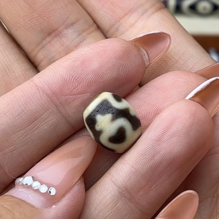 玛瑙/玉髓未镶嵌珠宝半成品擡*营