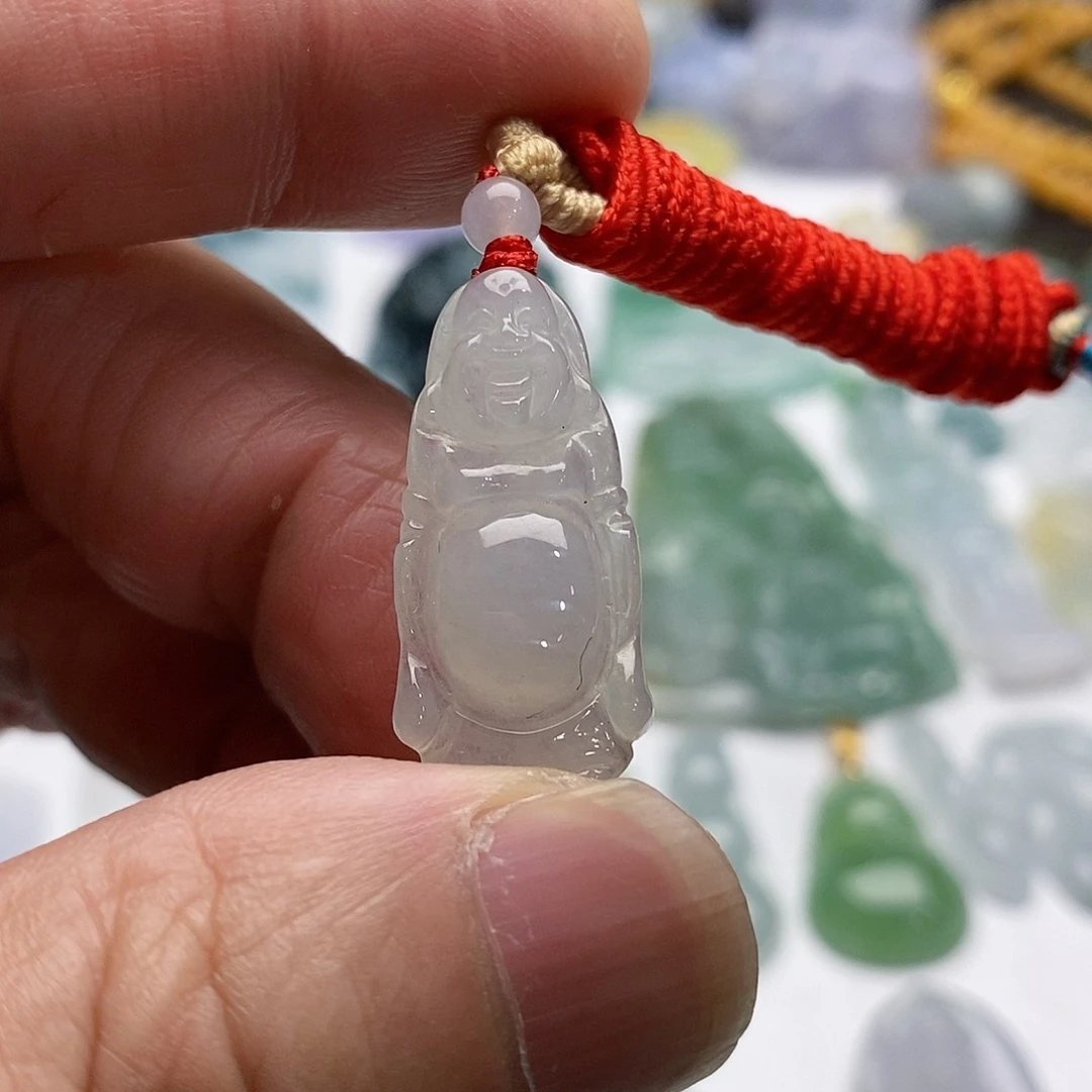 颈饰未镶嵌翡翠冰佛