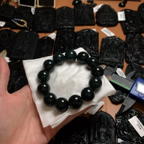 翡翠挂件未镶嵌天然缅甸a货钢琴黑挂件