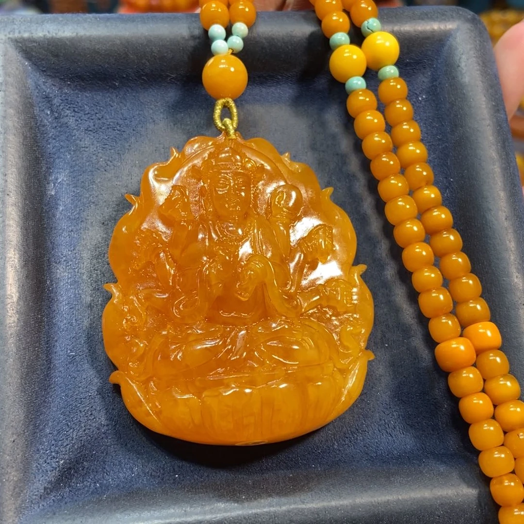 琥珀未镶嵌颈饰蜜蜡