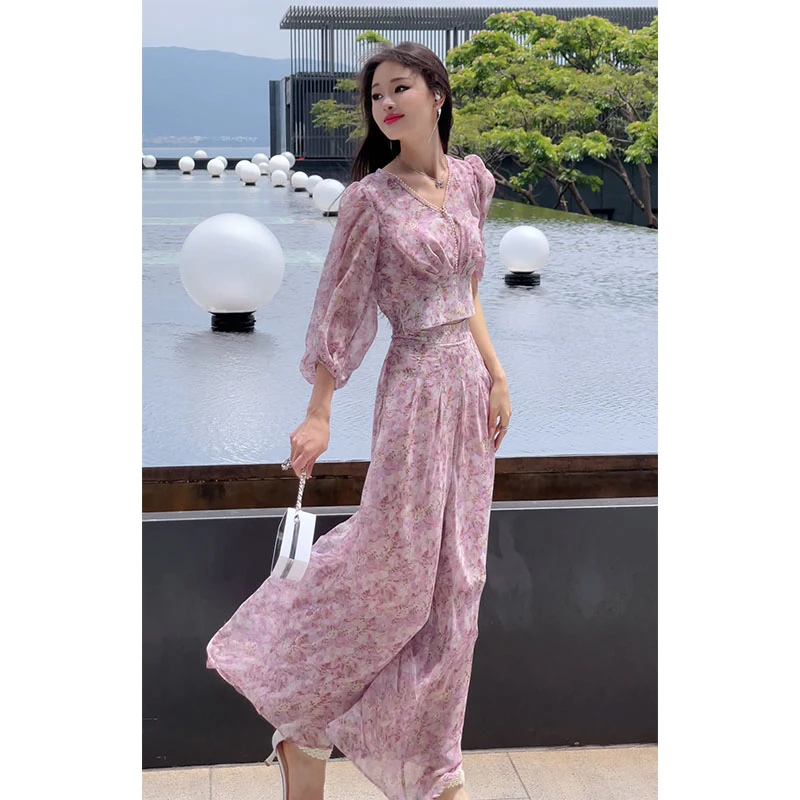 格润雅2025年新款套装女秋款气质v领碎花雪纺衫垂感阔腿裤两件套
