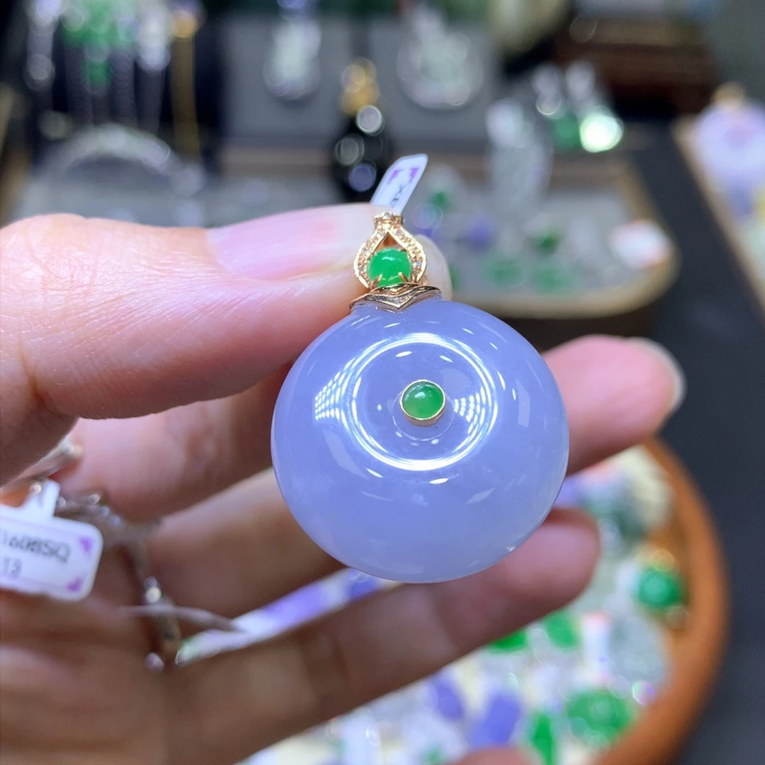 翡翠18K金镶嵌颈饰翡翠吊坠项链