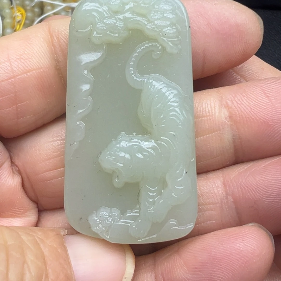 和田玉（糖玉）未镶嵌吊坠(不含链)