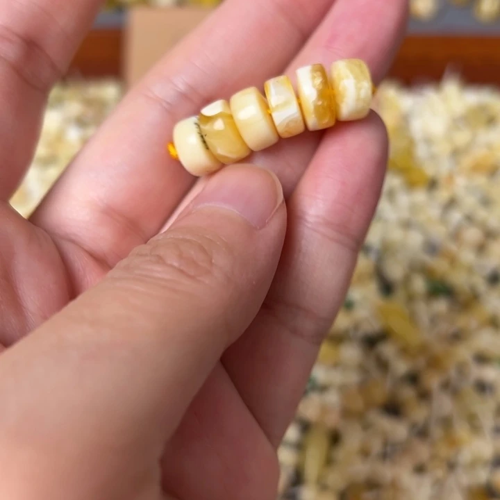 蜜蜡未镶嵌裸石9.5mm一组