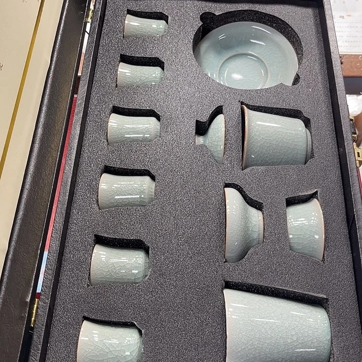 孤品茶具套装等。