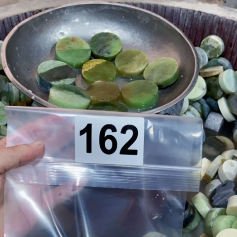 【闪购商品】蛇纹石玉珠宝半成品未镶嵌