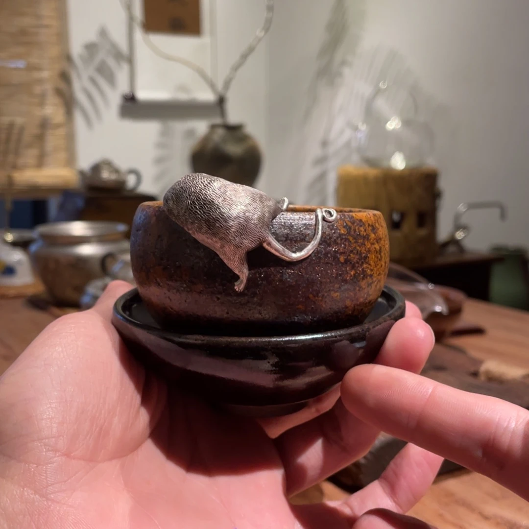 泽****y灯盏钵钵，顺丰快递