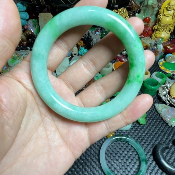 白***雪滴血莲花菩提手串