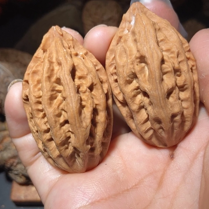 文玩核桃把件东北楸子小雪101