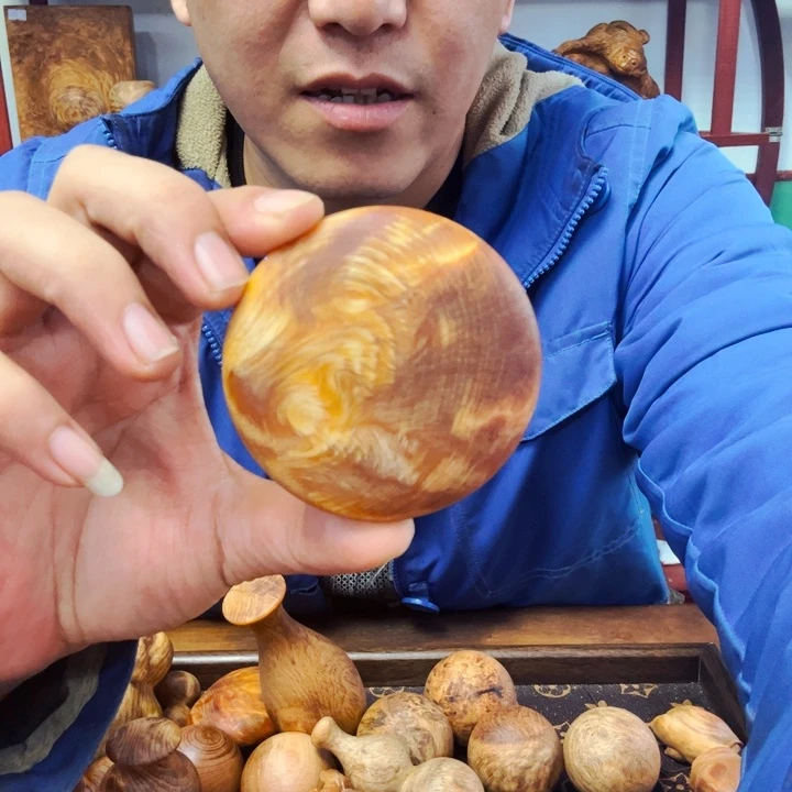 铁***C松木于老三琥珀木