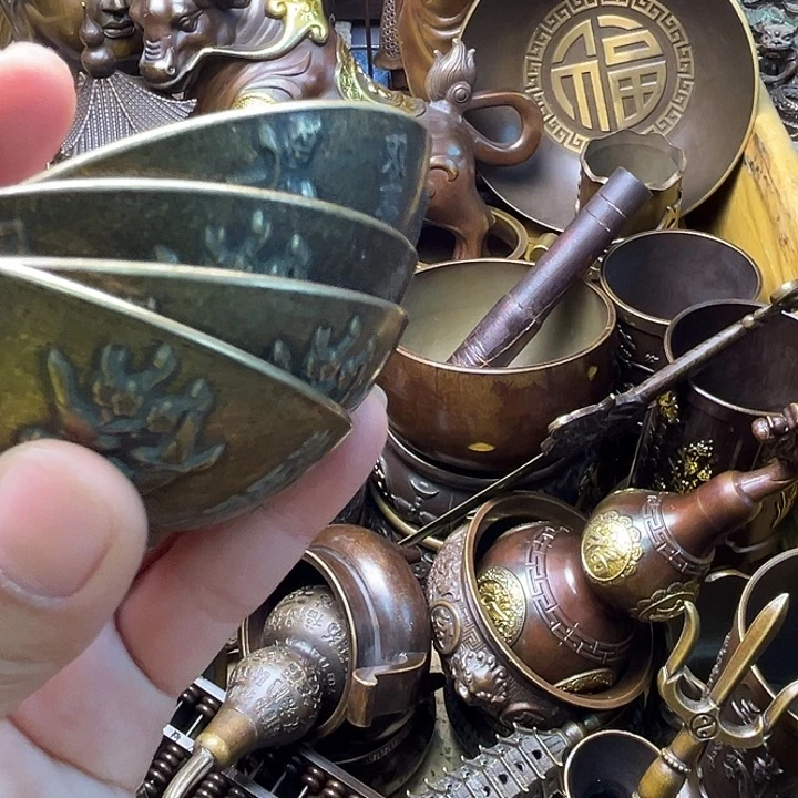 铜133456799987665678999