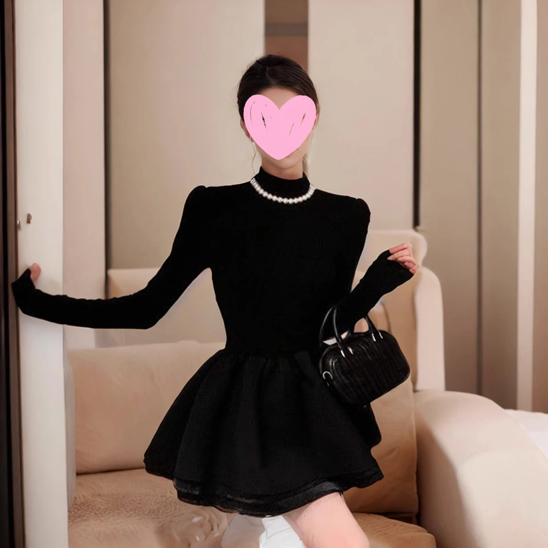 小黑裙公主针织连衣裙女秋冬新款内搭半高领气质长袖收腰蓬蓬裙子