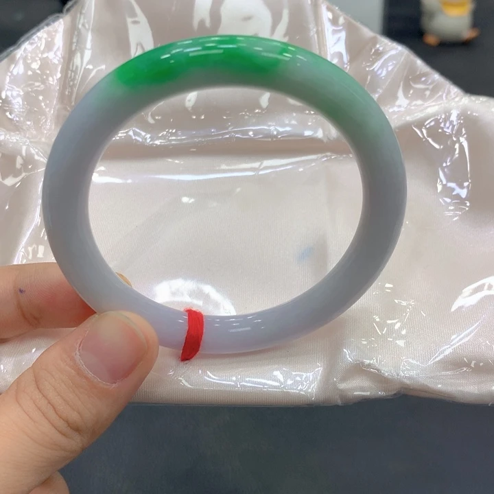 翡翠未镶嵌手镯翡翠40