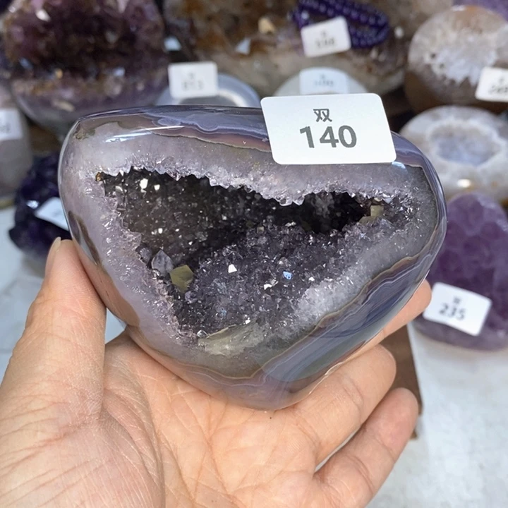 未镶嵌水晶大型摆件（非配饰）