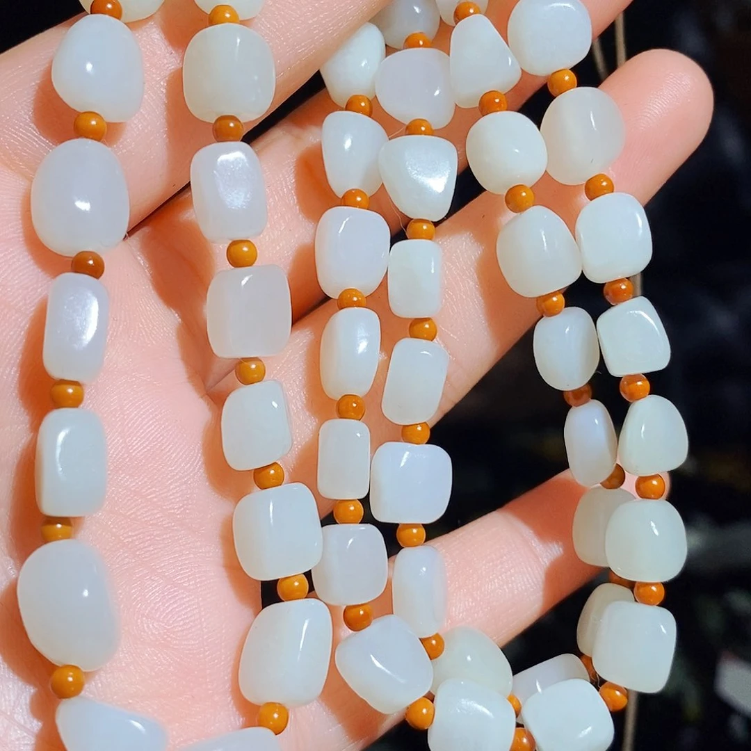 和田玉颈饰未镶嵌