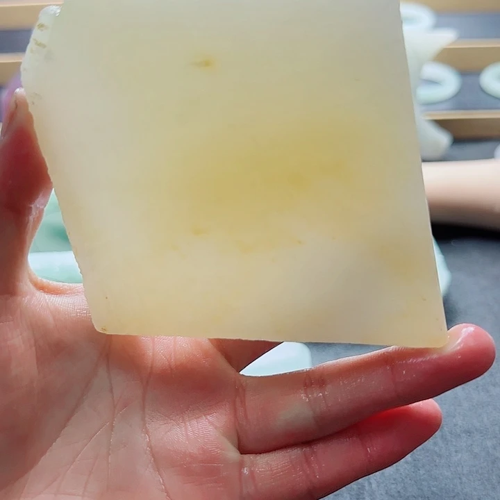 定制石英质玉闫*胖手镯