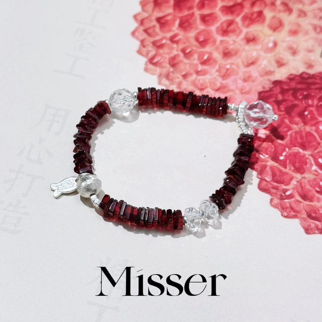 【鸿运】天然白水晶+石榴石+925银设计师原创手串多样性发其一