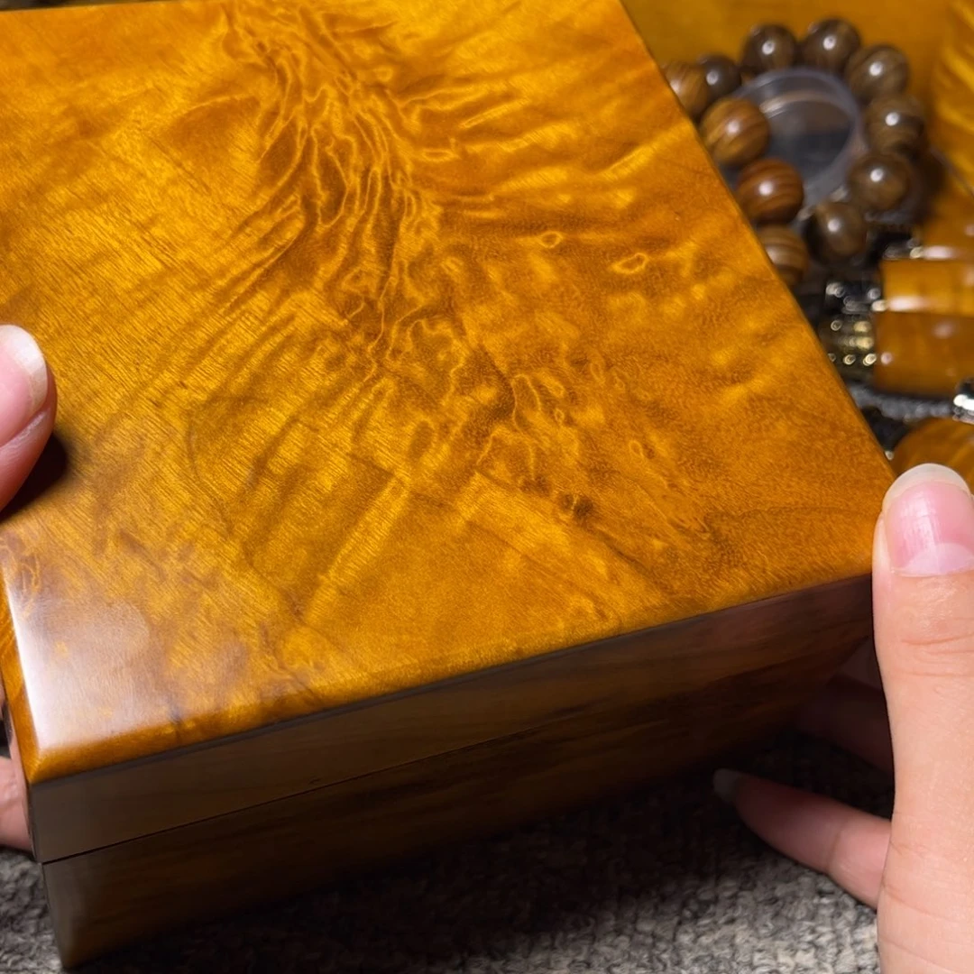 爱***案金丝楠首饰盒福利