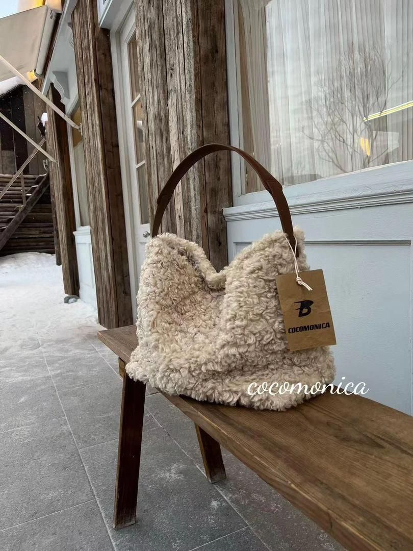 秋冬新款羊羔毛托特包松弛感毛绒单肩包大容量毛茸茸斜挎包子母包