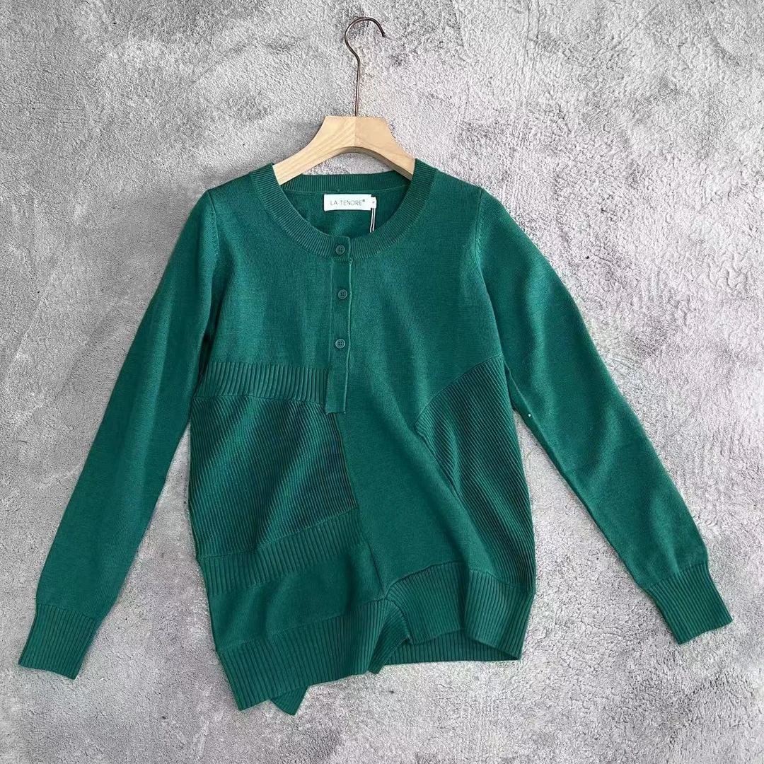 25早春小众设计不规则套头毛衣