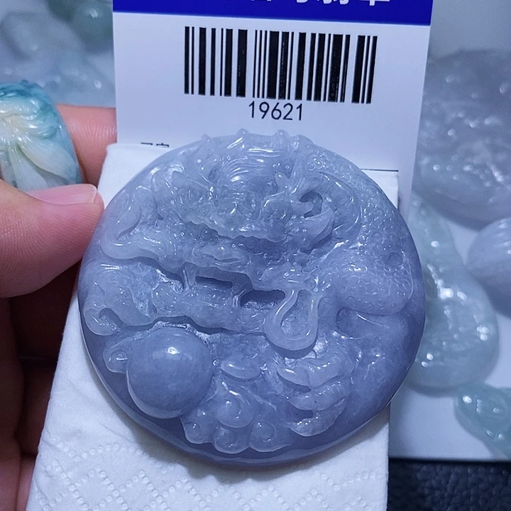 颈饰未镶嵌翡翠天光墟翡翠市场现金代购