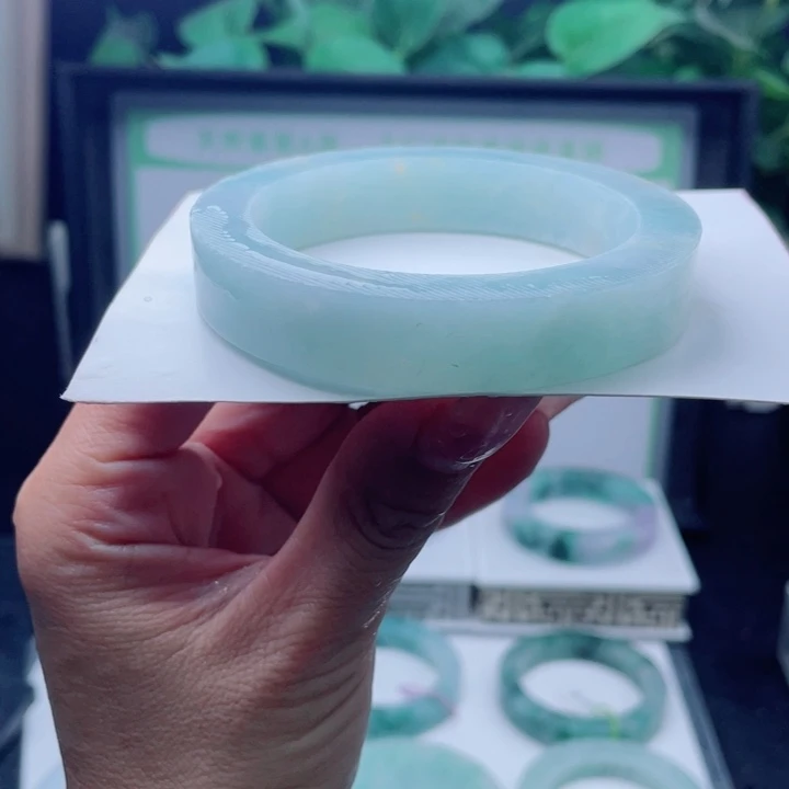 定制翡翠未镶嵌咨询