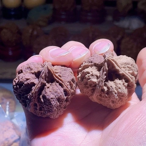 山***扣把件文玩核桃暗夜行者彩阴41