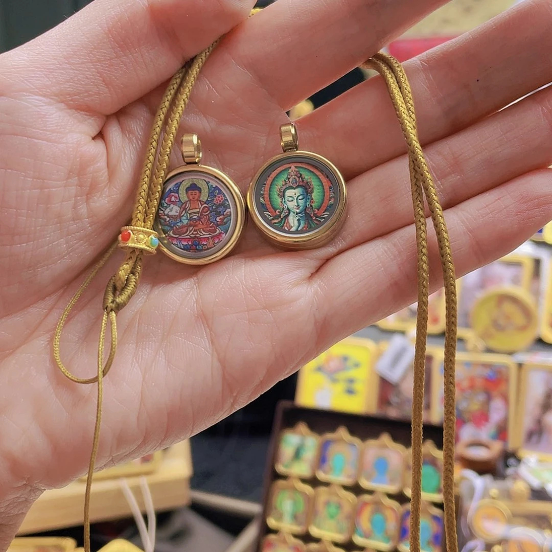 吊坠天*。唐卡等多种形式的艺术形式的艺术