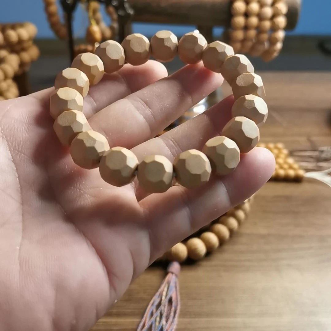 大****猴头核桃吊坠猴头雕刻星耀