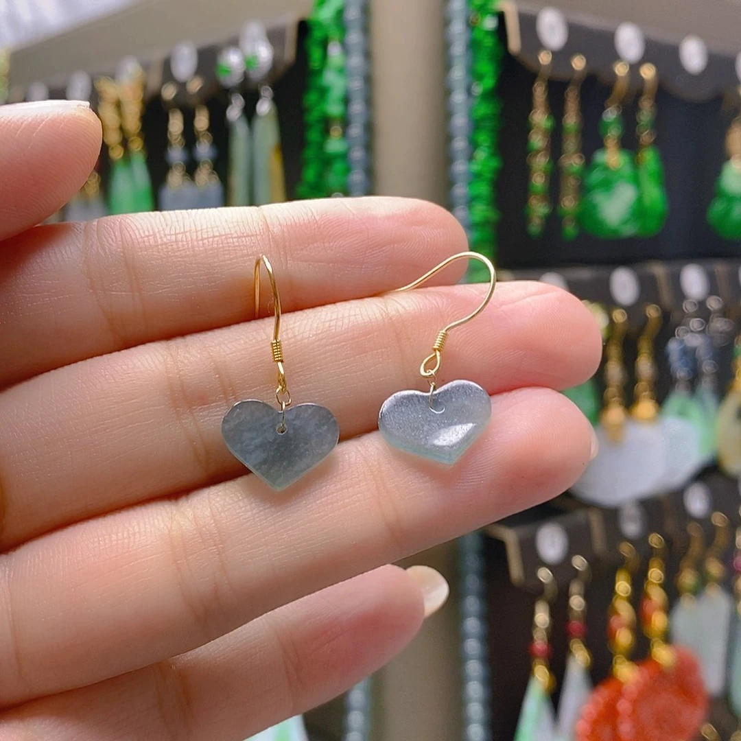 未镶嵌翡翠耳饰翡翠