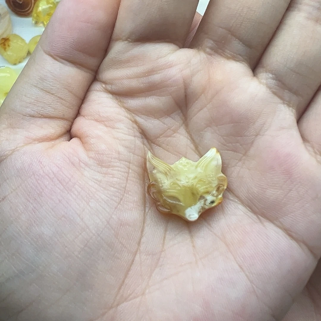 琥珀未镶嵌珠宝奇石狐狸面具打孔不退换