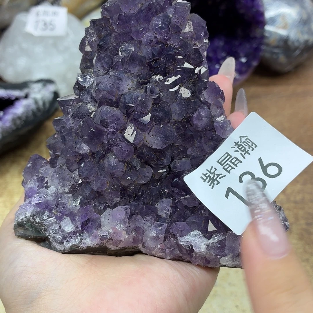 未镶嵌大型摆件（非配饰）水晶