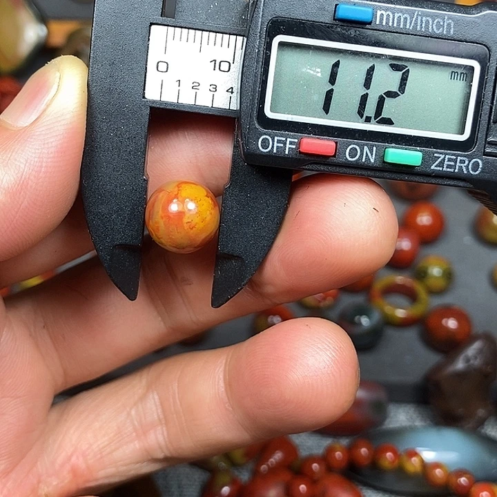 未镶嵌南红玛瑙挂件