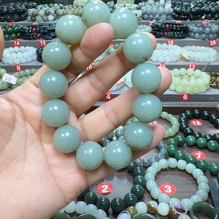 未镶嵌手链和田玉俄料卡18