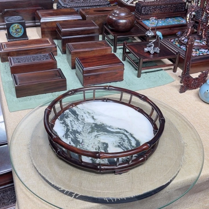 紫檀木类成套家具