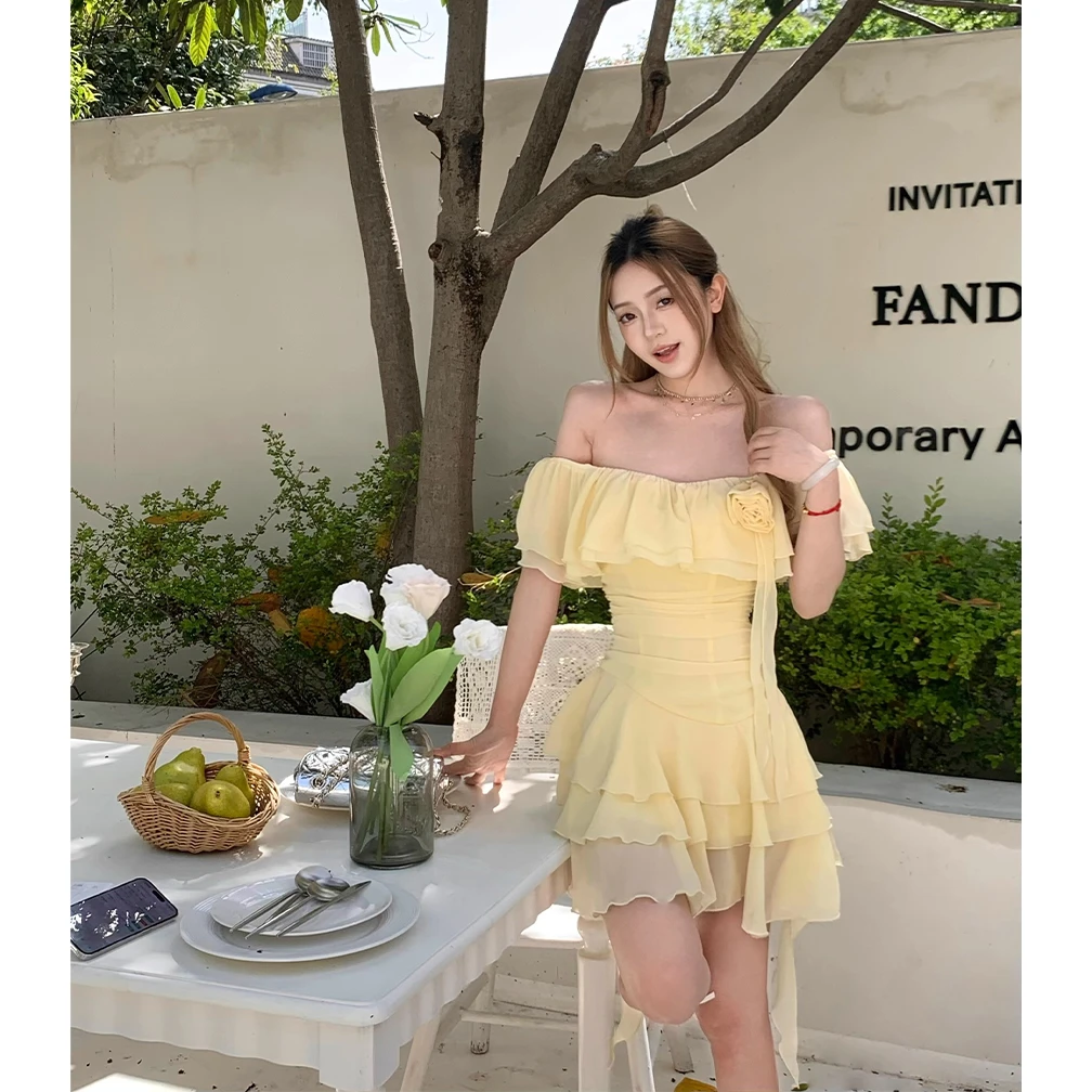 2025夏季新款温柔风气质甜美一字领连衣裙仙气绝美公主度假长裙女