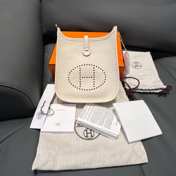 99新 Hermes/爱马仕 mini Evelyne 奶油白u刻大全套