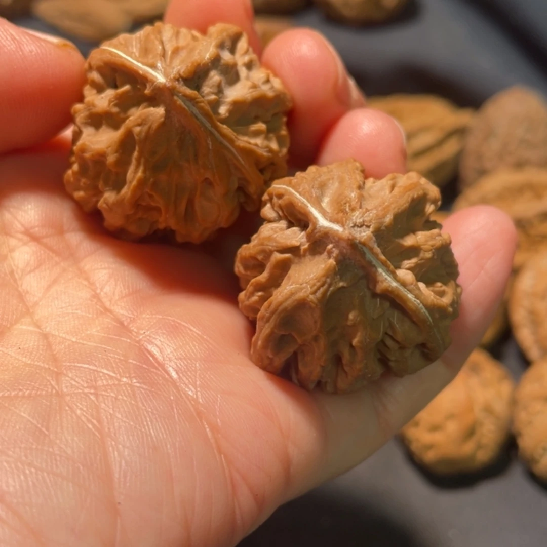 【闪购商品】文玩核桃吊坠东北楸子6