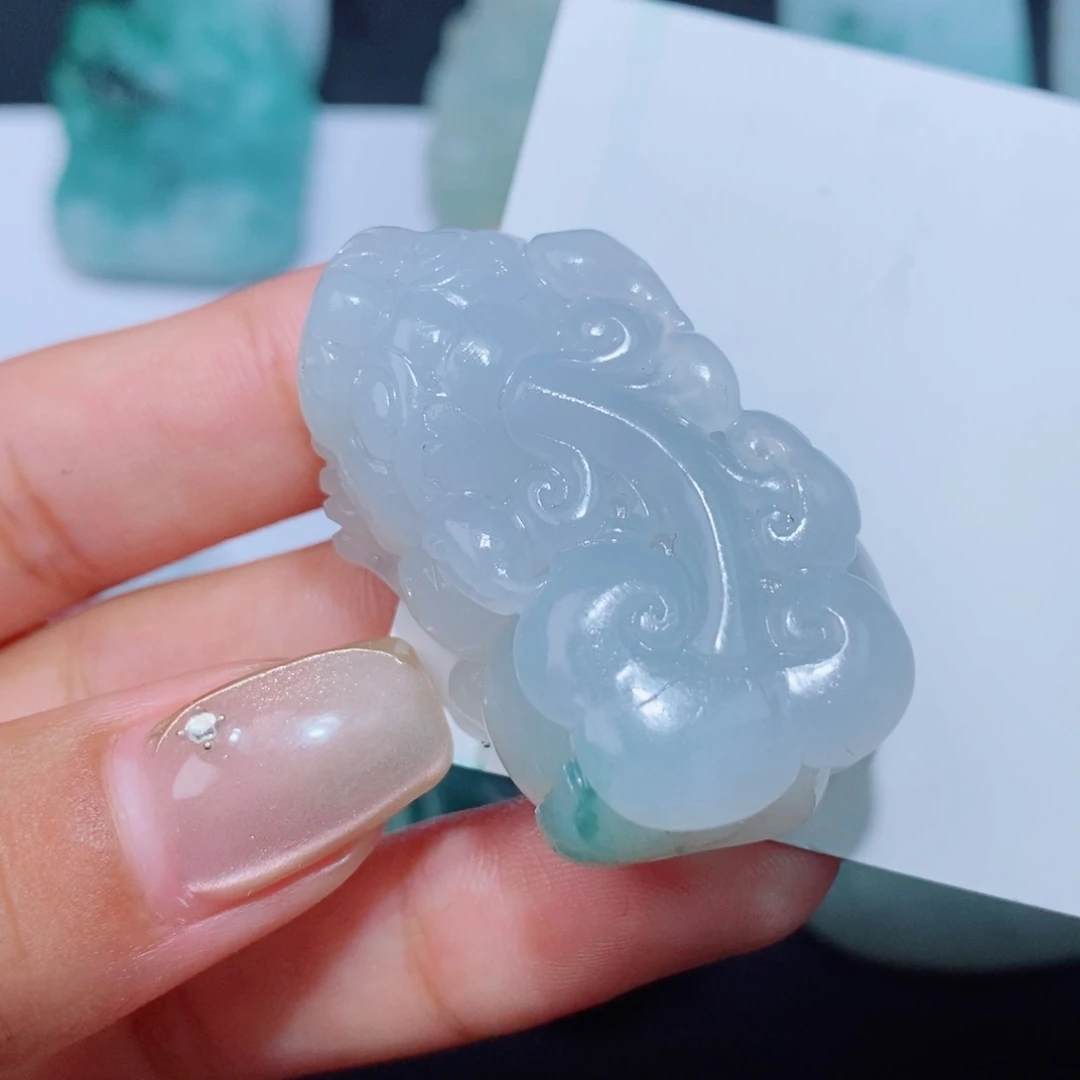 定制翡翠未镶嵌吊坠