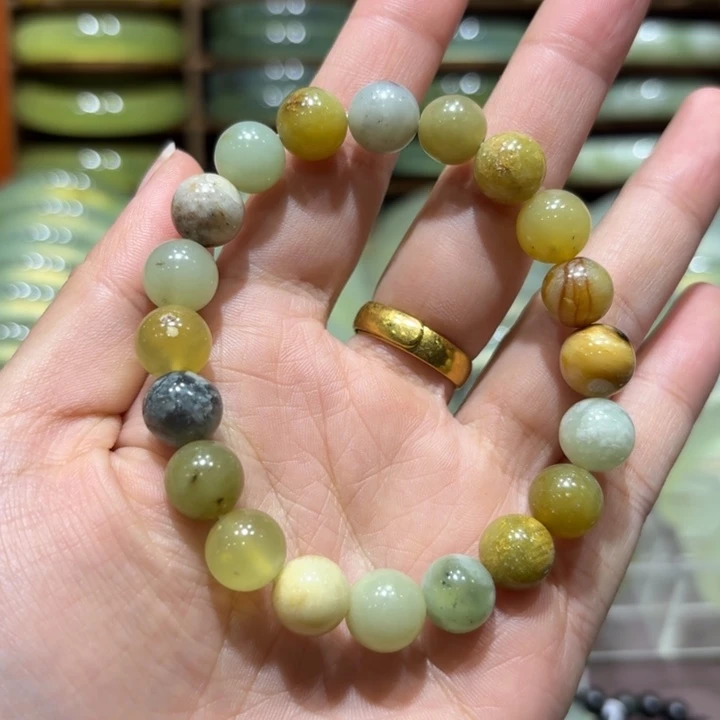 未镶嵌岫玉手镯天然