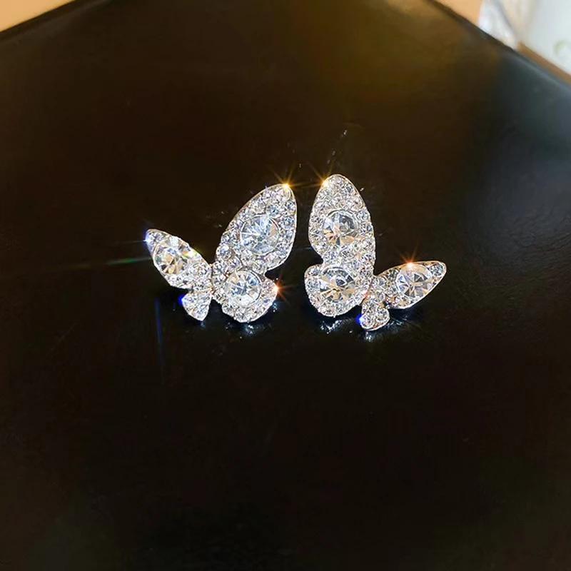 铜合金合成锆石耳饰 【晶蝶】气质轻奢百搭时尚简约耳钉