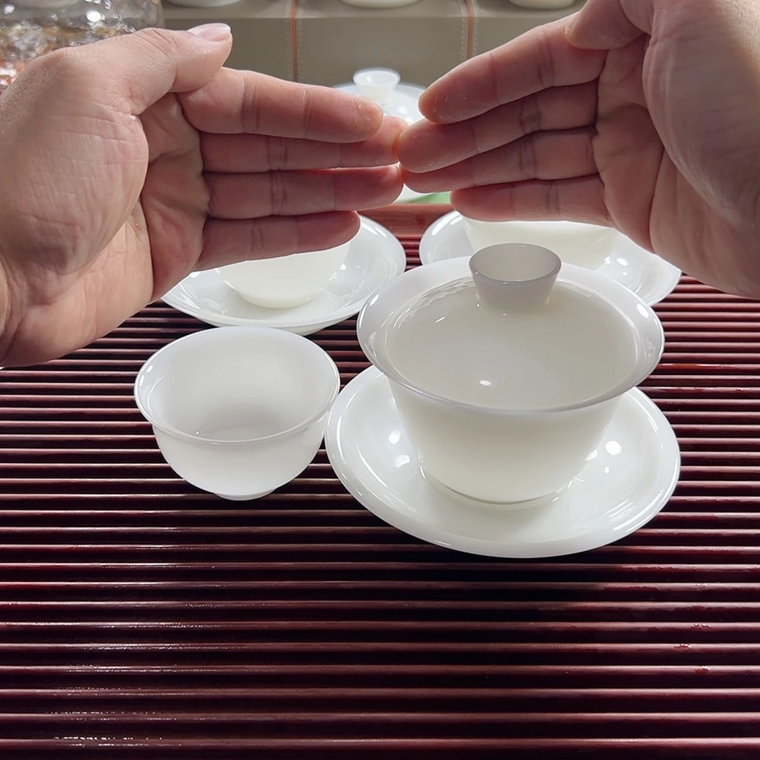 润玉180ml高级盖碗➕压手主人杯1