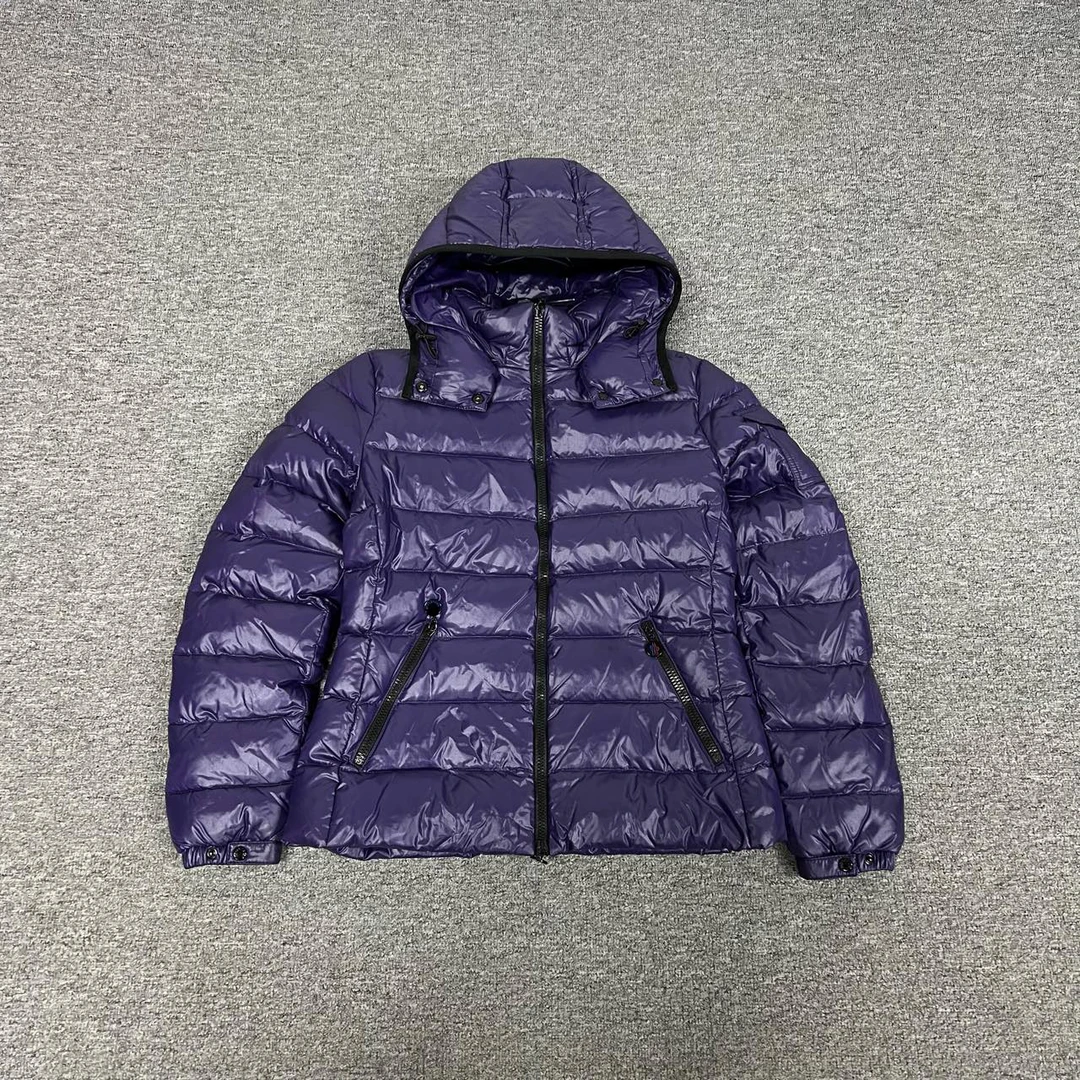 99新 MONCLER 蒙口紫色 bady 羽绒服 1码