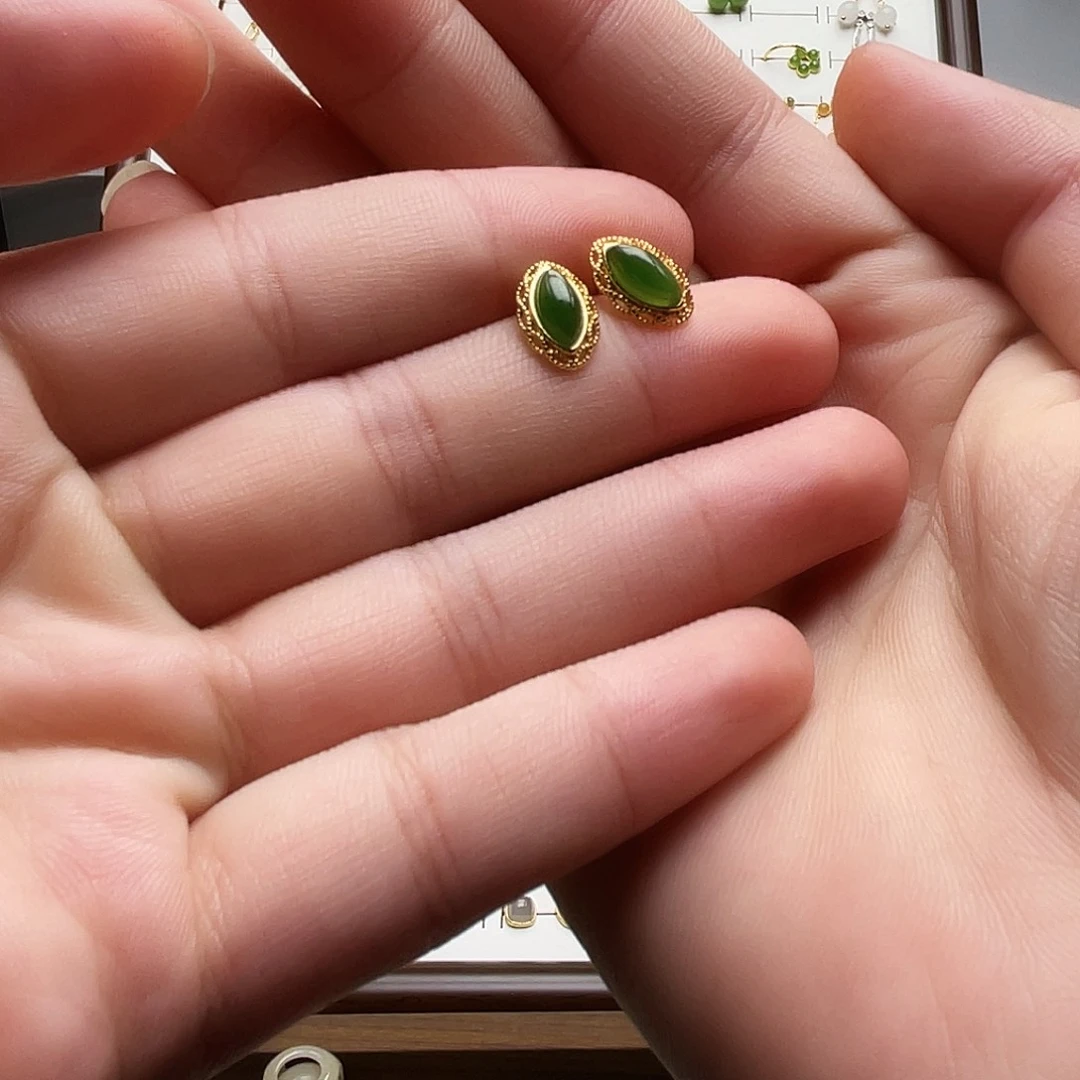 银S925镶嵌和田玉耳饰