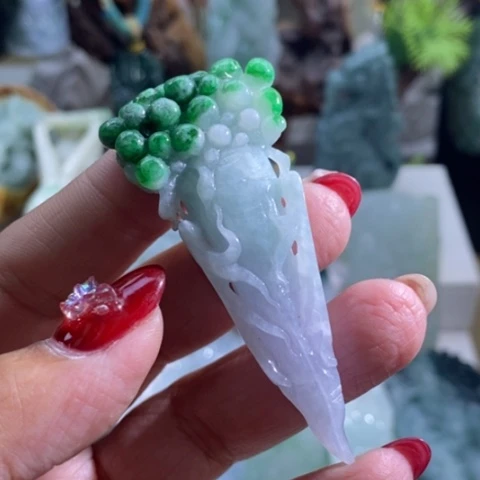 【闪购商品】颈饰未镶嵌翡翠人参